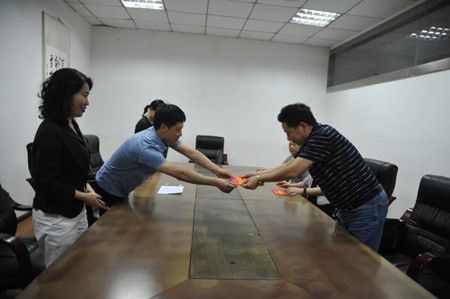 f313a1ac00d43db7bb3c22c4956d2f42.jpg