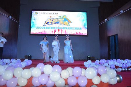 4d72760cc11c918269a9c338d3cd3c63.jpg