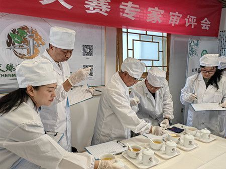 8c2353baaa48d3866eaad36c32d5e141.jpg