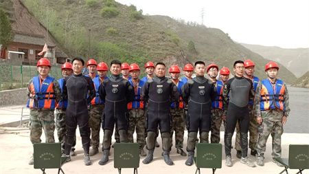 f2430bf661a34d01ec95ba48a045fe6b.jpg
