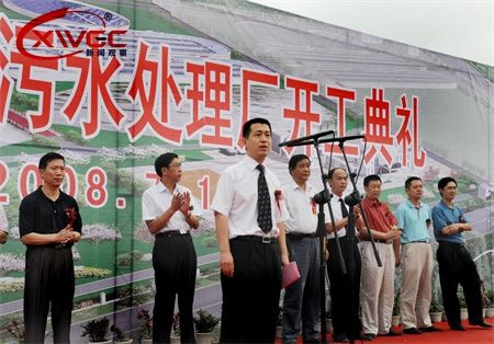 8bf6a4d866e7bec629c4d02e133a0274.jpg