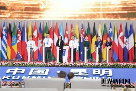 6a1dc07f076916bf7b680479eea2a507.jpg