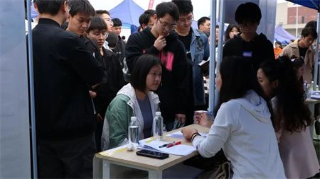 d7ecf610dcc45aa3c2ac1df6c4154e9e.jpg