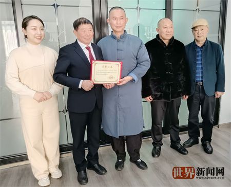 3cbe94be9fc40ac9c045bf961b9048d0.jpg